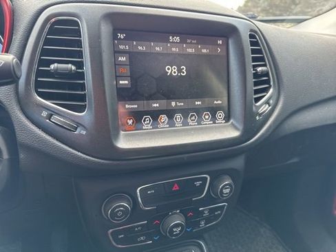 Used 2018 Jeep Compass Trailhawk w/ Popular Equipment Group image 9