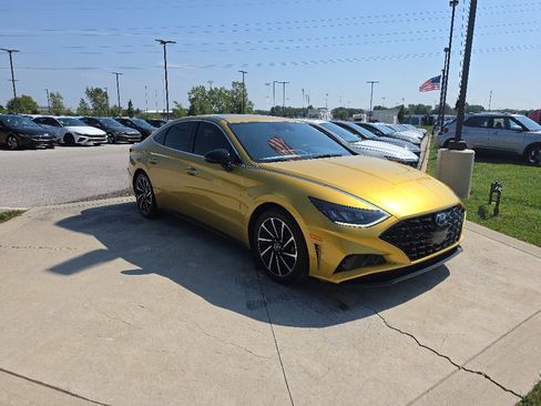 Used 2020 Hyundai Sonata SEL Plus FWD image 3