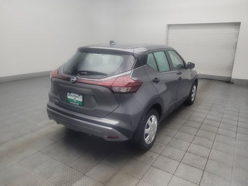 Used 2023 Nissan Kicks S FWD image 9