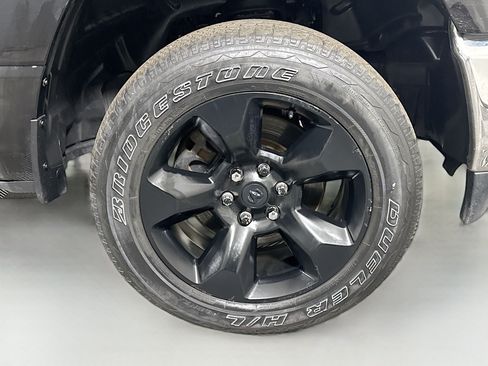 Used 2019 RAM 1500 Big Horn AWD/4WD image 32