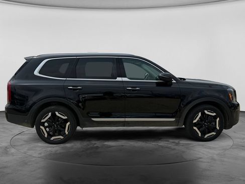 Used 2025 Kia Telluride S AWD/4WD image 11