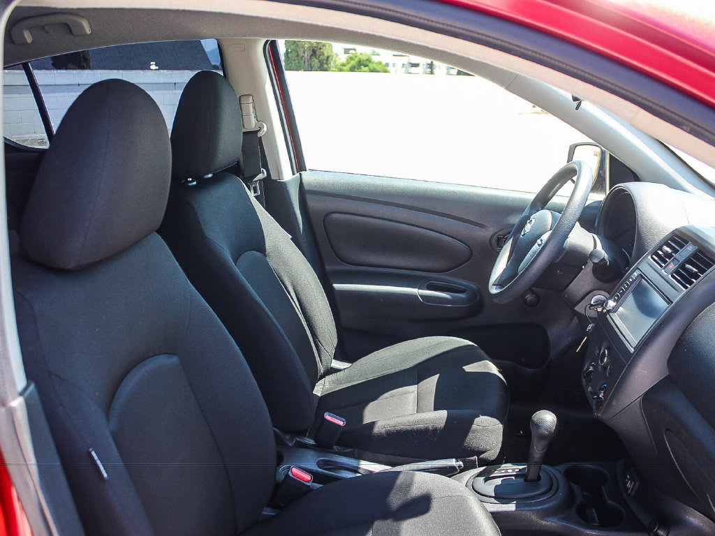 Used 2019 Nissan Versa S Plus FWD image 17