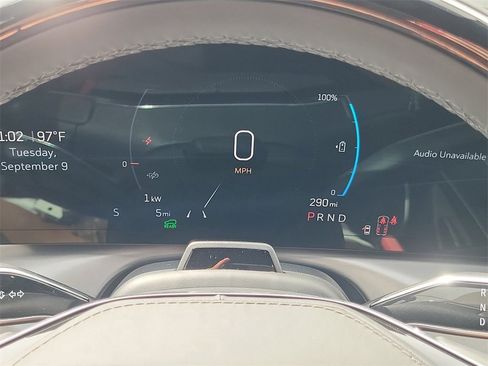 New 2026 Cadillac Vistiq Platinum image 13