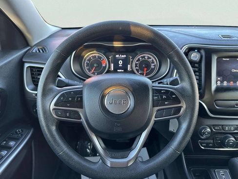 Used 2020 Jeep Cherokee Latitude FWD image 26