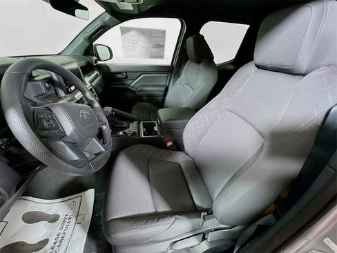 Certified 2024 Toyota Tacoma SR5 image 19