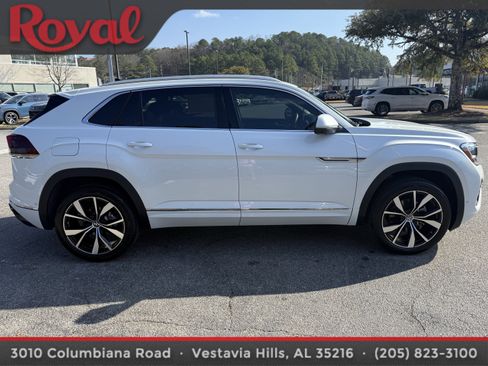 Certified 2025 Volkswagen Atlas Cross Sport SEL Premium R-Line image 4