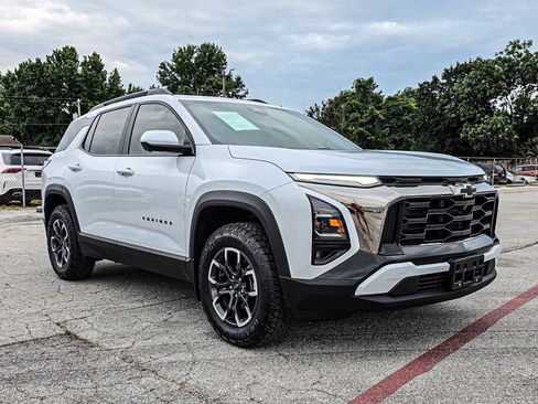Used 2026 Chevrolet Equinox ACTIV w/ Convenience Package III FWD image 1
