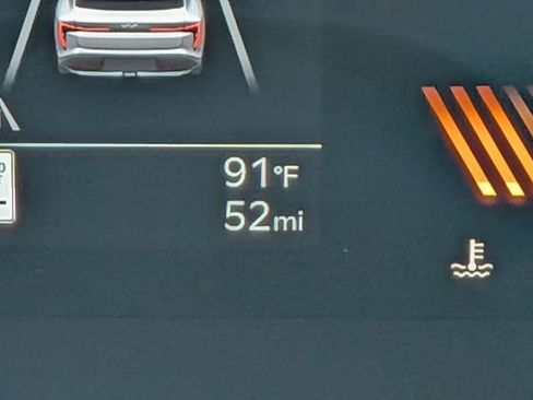 New 2025 Kia K4 FWD image 28