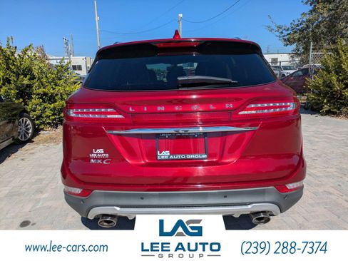 Used 2019 Lincoln MKC Select w/ Select Plus Package image 4