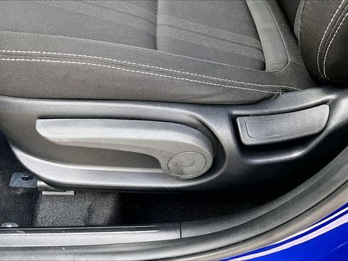 Used 2025 Hyundai Venue SEL image 31