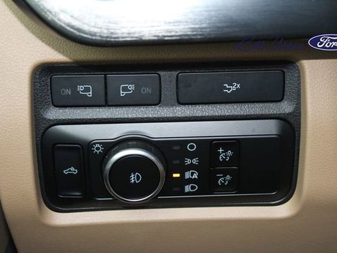 Certified 2023 Ford F250 Lariat w/ Sport Appearance Package image 22