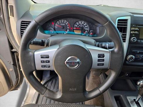 Used 2013 Nissan Frontier SV RWD image 12