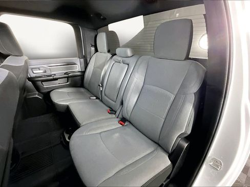 Used 2023 RAM 2500 Big Horn w/ Level 1 Equipment Group image 23