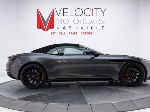Used 2019 Aston Martin DB11 Volante image 5