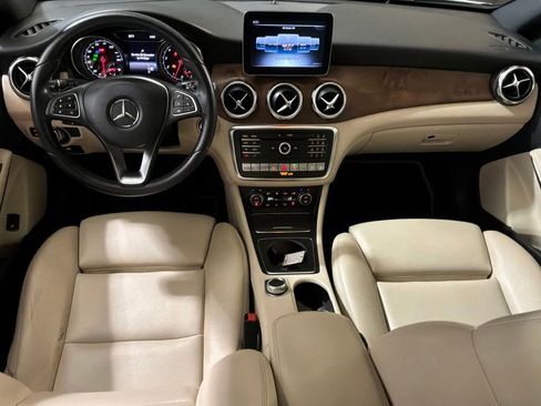 Used 2018 Mercedes-Benz GLA 250 4MATIC image 12