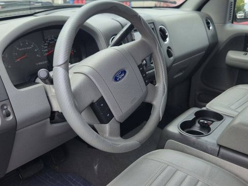 Used 2006 Ford F150 XLT RWD image 11