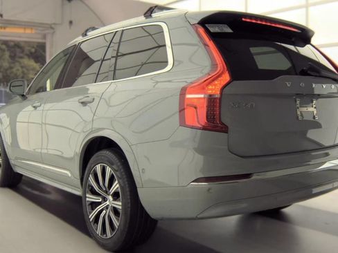 Used 2024 Volvo XC90 B5 Plus AWD/4WD image 4