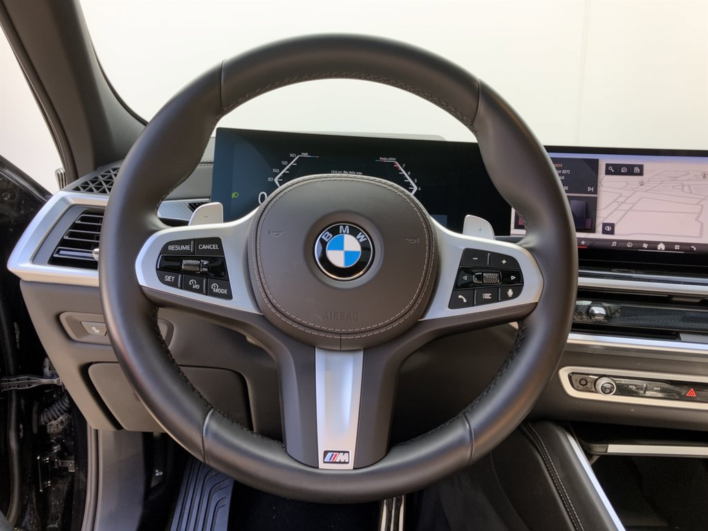 Used 2025 BMW X6 xDrive40i w/ Climate Comfort Package AWD/4WD image 10