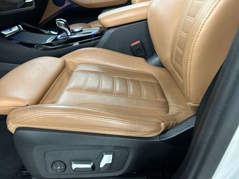 Used 2023 BMW X3 M40i w/ Premium Package image 25