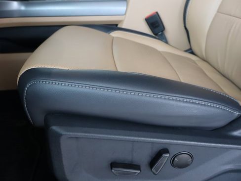 Used 2026 Ford F450 Lariat image 16