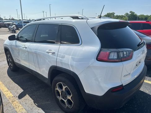 Used 2021 Jeep Cherokee Latitude Lux AWD/4WD image 17
