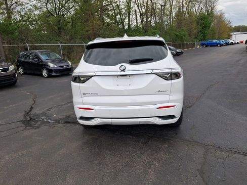 Used 2024 Buick Enclave Avenir w/ Avenir Technology Package AWD/4WD image 9