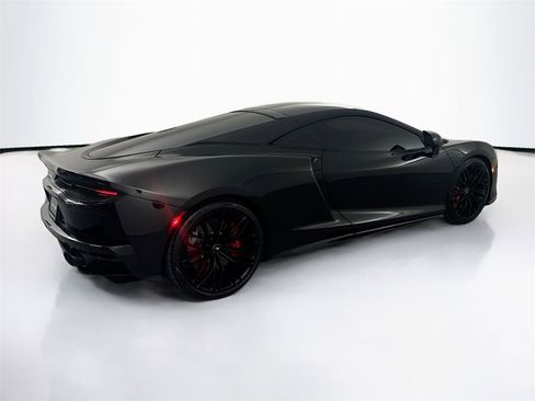 Used 2023 McLaren GT image 5