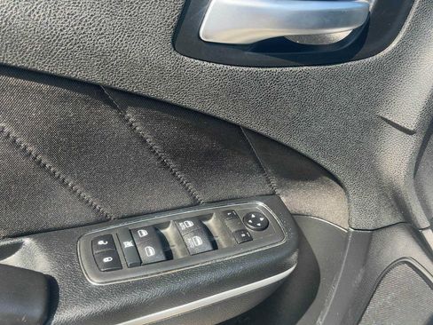 Used 2020 Dodge Charger R/T RWD image 31