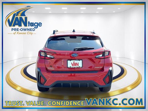 Certified 2025 Subaru Crosstrek 2.5i Limited w/ Crosstrek Mirror Package image 7