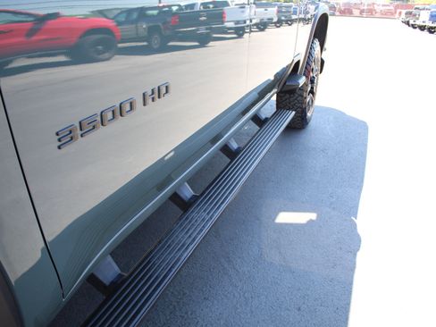 Used 2025 Chevrolet Silverado 3500 LT w/ Trail Boss Package AWD/4WD image 19