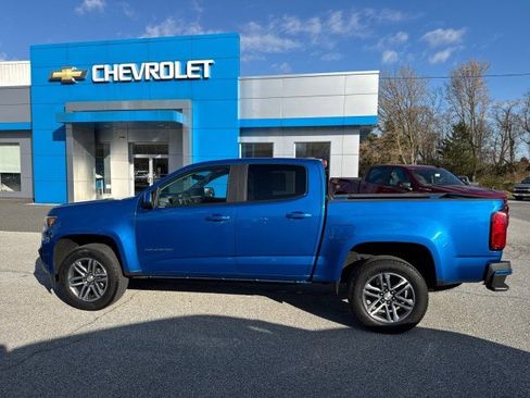 Used 2022 Chevrolet Colorado W/T w/ Custom Special Edition image 2