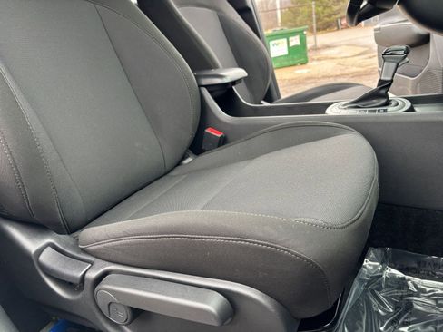 Used 2025 Hyundai Kona SEL image 27