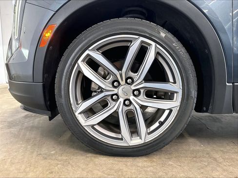 Used 2019 Cadillac XT4 Sport w/ Cold Weather Package FWD image 11