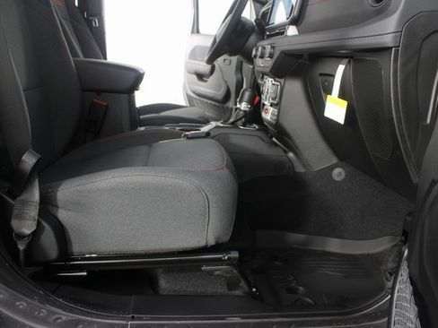 New 2026 Jeep Wrangler Unlimited Rubicon image 19