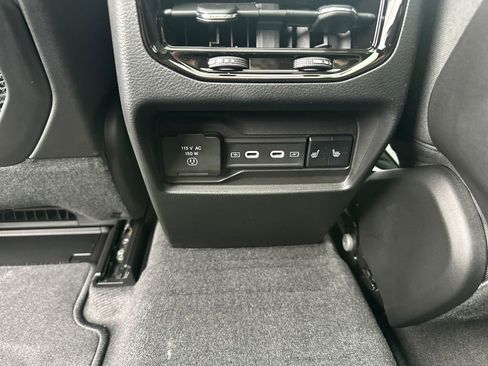 New 2026 Jeep Grand Cherokee Limited AWD/4WD image 30
