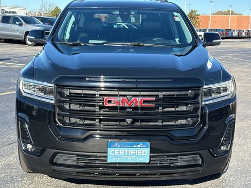 Used 2023 GMC Acadia SLT w/ Elevation Edition image 3