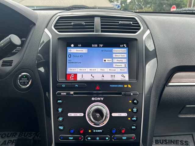 Used 2018 Ford Explorer Limited w/ Ford Safe & Smart Package FWD image 18