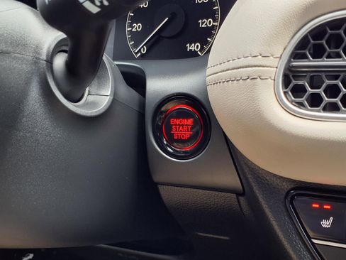 Used 2026 Honda HR-V EX-L image 12