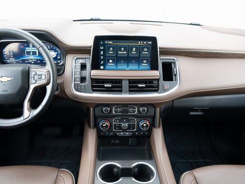 Used 2024 Chevrolet Tahoe High Country image 22