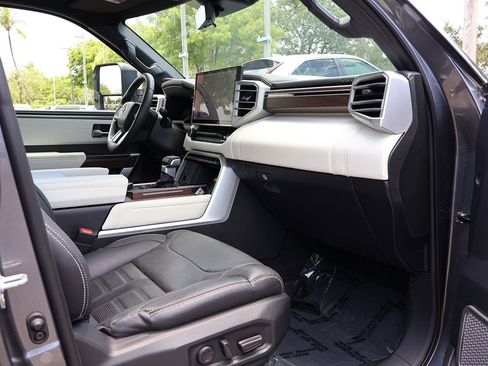 Used 2023 Toyota Tundra Capstone image 29