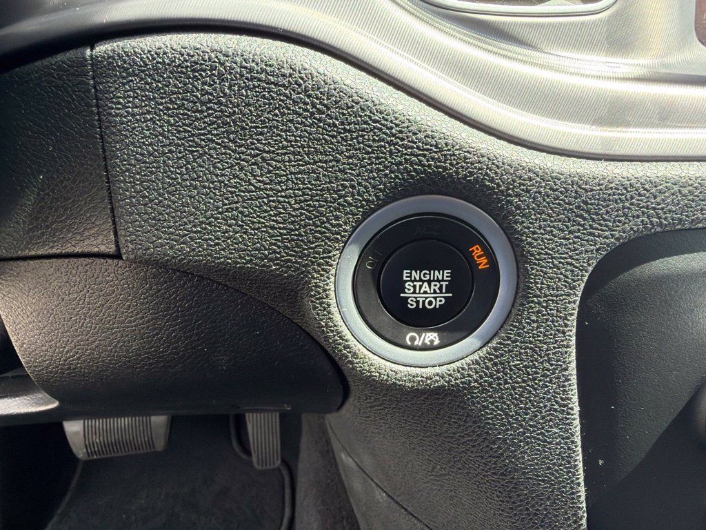 Used 2023 Dodge Charger SXT RWD image 27