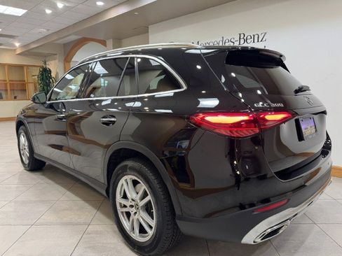 Certified 2025 Mercedes-Benz GLC 300 image 3