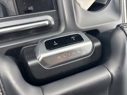 Used 2025 Ford Expedition Max Platinum AWD/4WD image 38