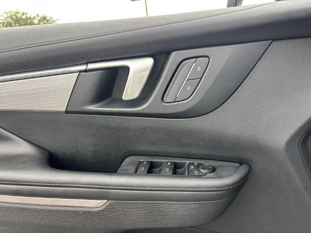 Used 2025 Buick Enclave Preferred FWD image 22