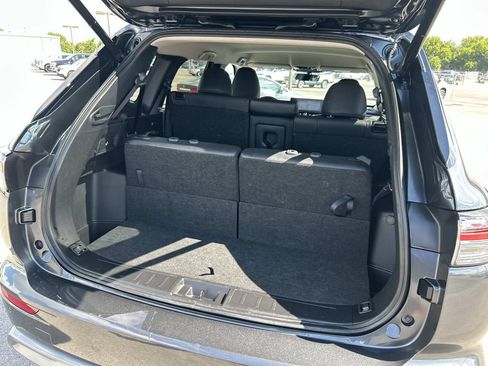 Used 2025 Mitsubishi Outlander SE AWD/4WD image 16