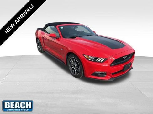 Used 2017 Ford Mustang GT Premium image 1