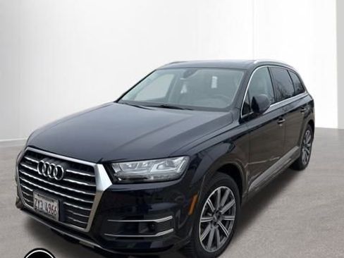 Used 2017 Audi Q7 3.0T Prestige image 1