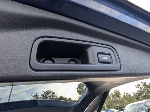 Used 2019 Honda Pilot EX-L image 17