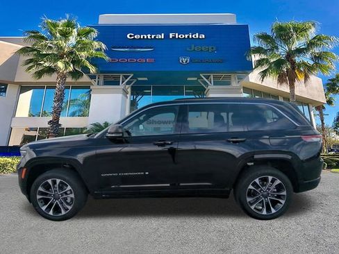 New 2025 Jeep Grand Cherokee Overland w/ Adv Protech Group III AWD/4WD image 8
