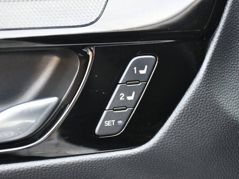 Used 2023 Honda CR-V Sport Touring image 17